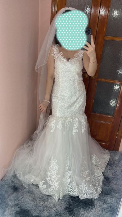 Два свадебных платьях,новые.