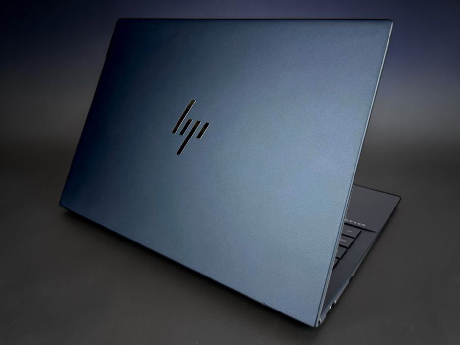 Лаптоп HP Dragonfly G4 13" Full HD+ Touch i5-1345U 32RAM LPDDR5 1TBSSD