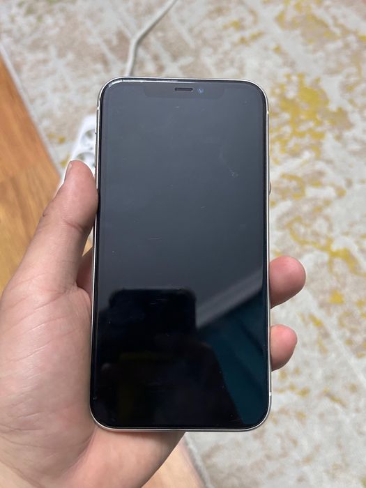 iPhone 11 белый цвет