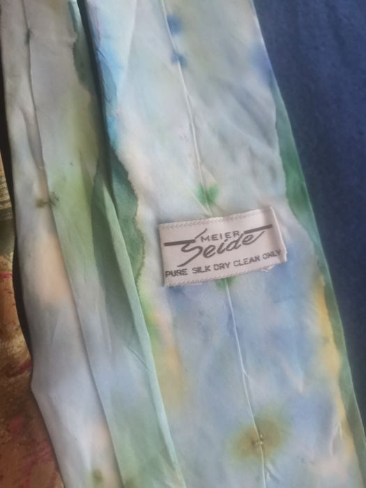 Четири копринени вратовръзки