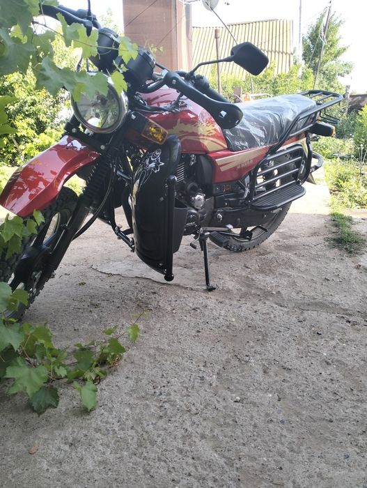 Мотоцикл новый    .