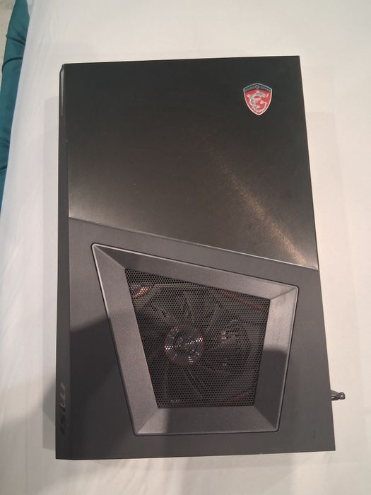 Calculator desktop de gaming MSI