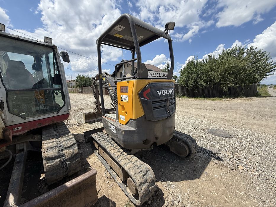 Miniexcavator volvo ecr25d