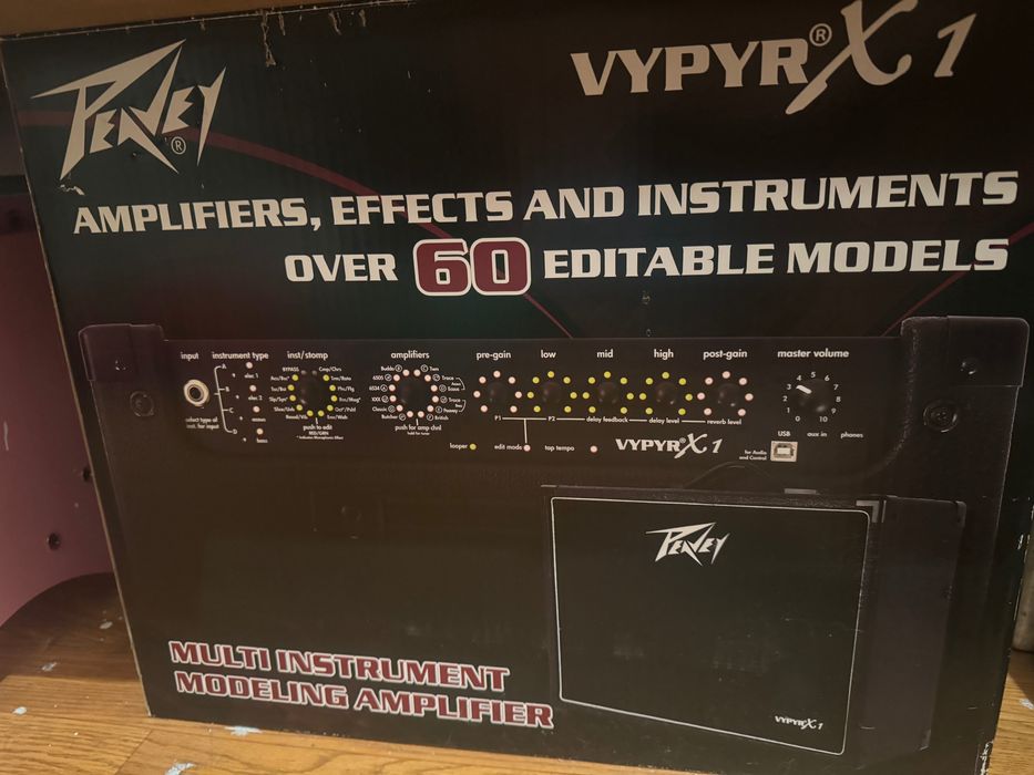 Продам гитару Gibson и комбик peavey