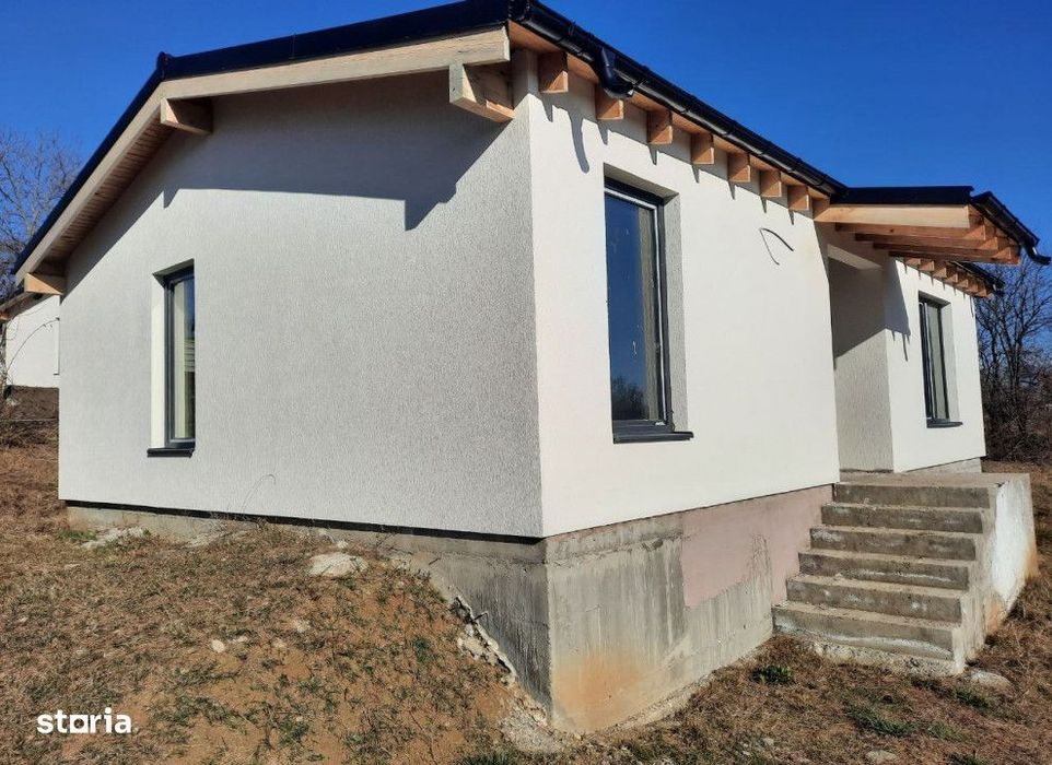 Casa 3 camere Dobreni , 70 metri Cod:157747