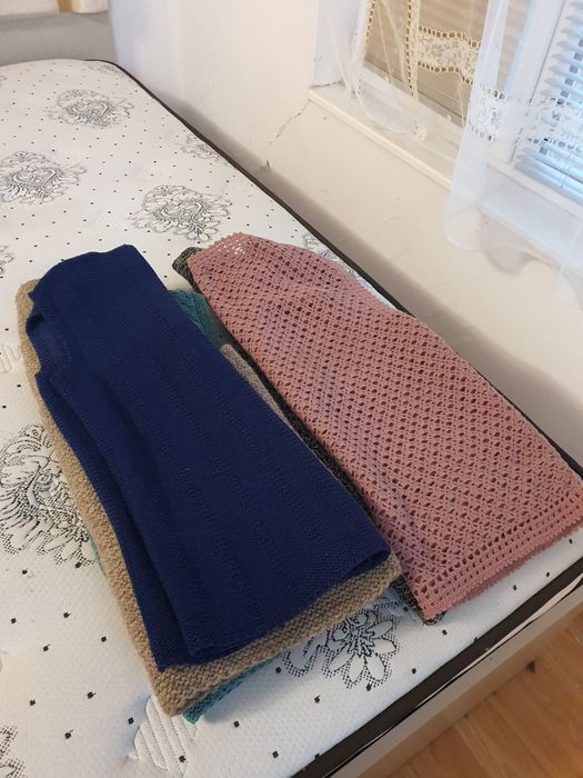 Плетени дамски елеци