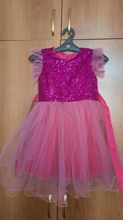 Платье на девочку 5-6 лет