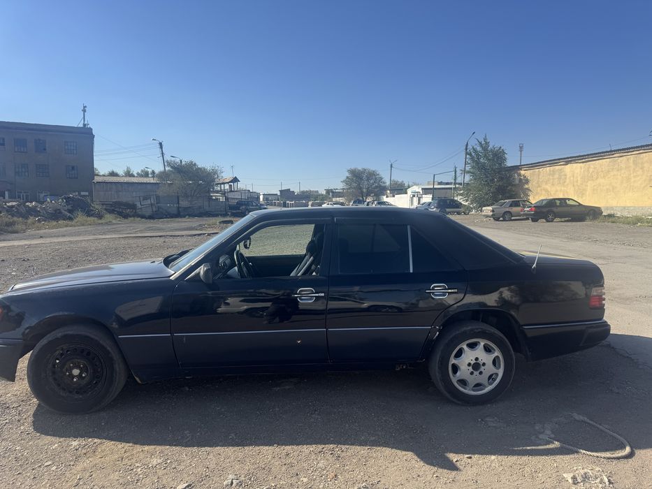 Продам мерс 124 2,2 плита