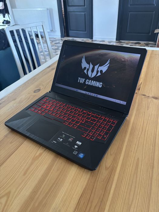 Asus TUF Gaming ( Asus TUG Gaming fFX504)