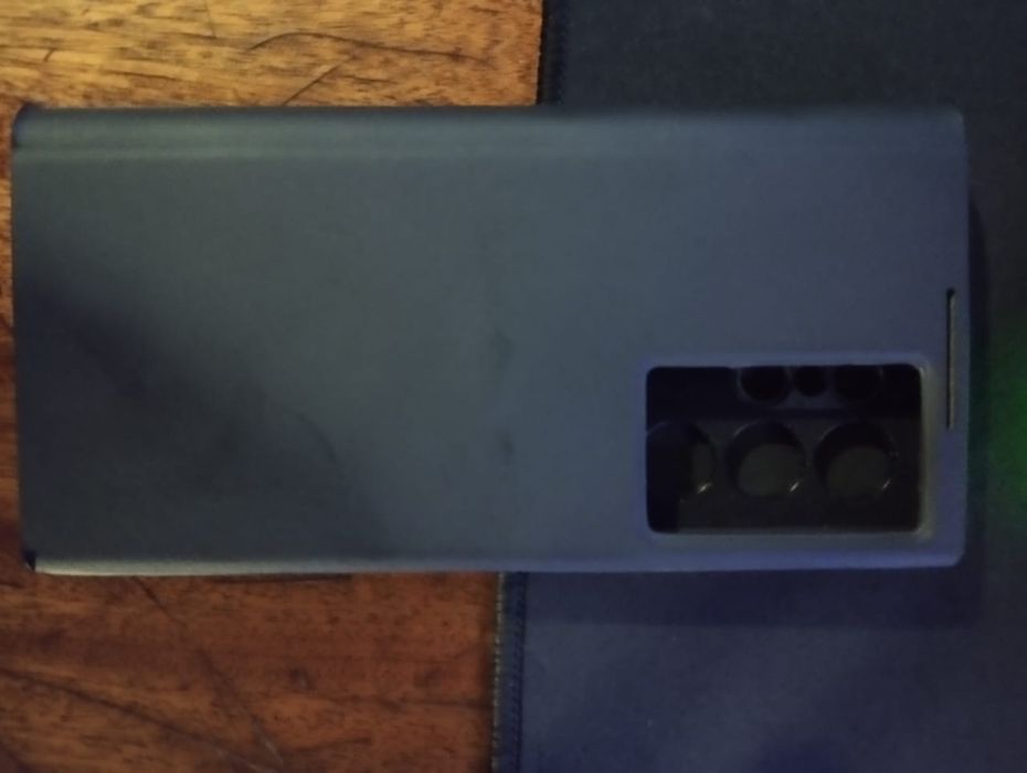 Продам Samsung s22 ultra