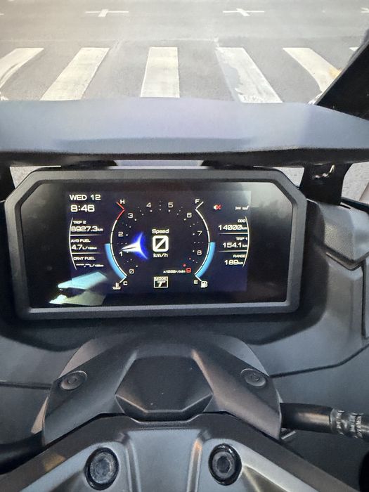 Yamaha Tmax Tech Max 560 2023 Akrapovic TopCase
