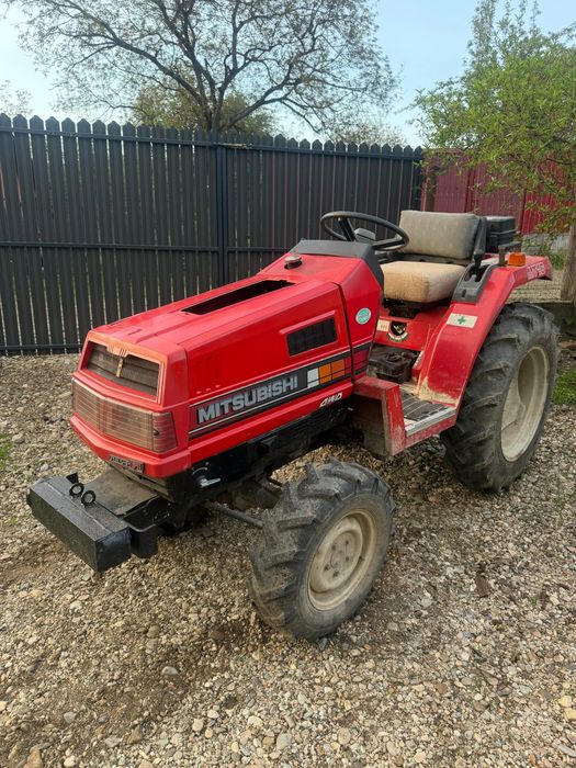 Tractoras Japonez mitsubishi