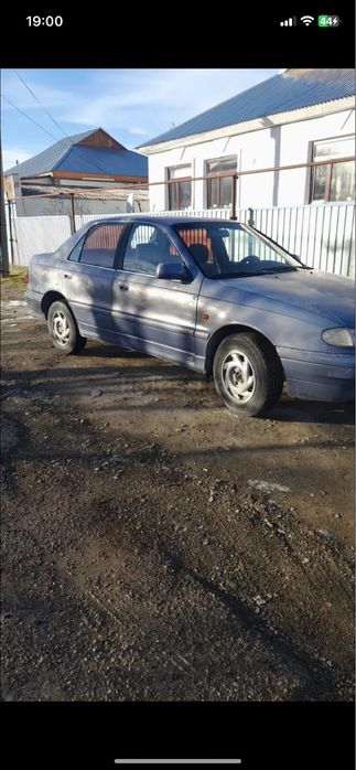 Хендай Элантра 1994 Hyundai Elantra
