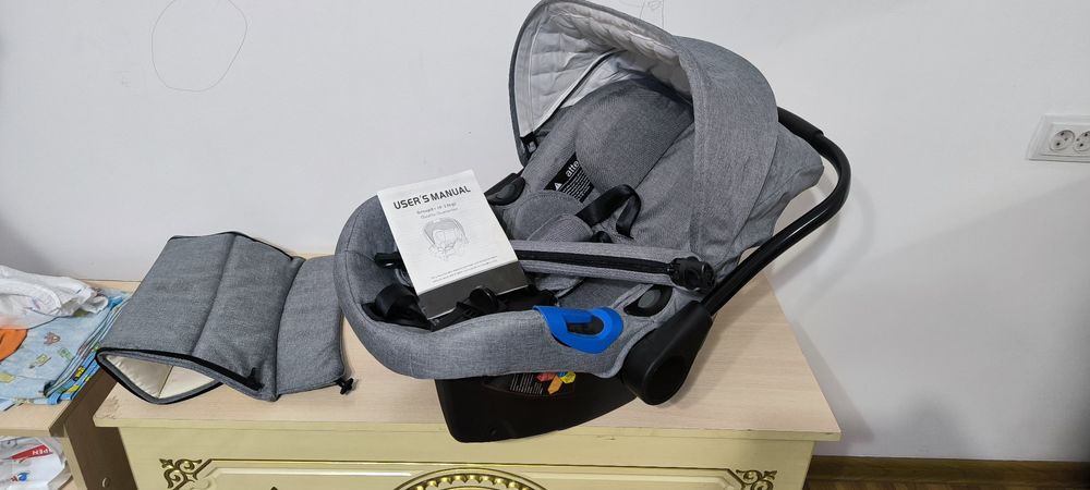 Продам коляску 3 в 1 Milano Baby's clan