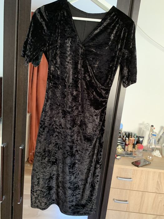 Rochie neagra catifea