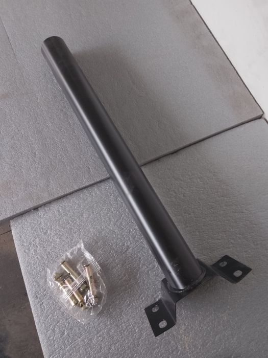 Външна стойка за соларна лампа. Черна. Нова. Дължина 50см.