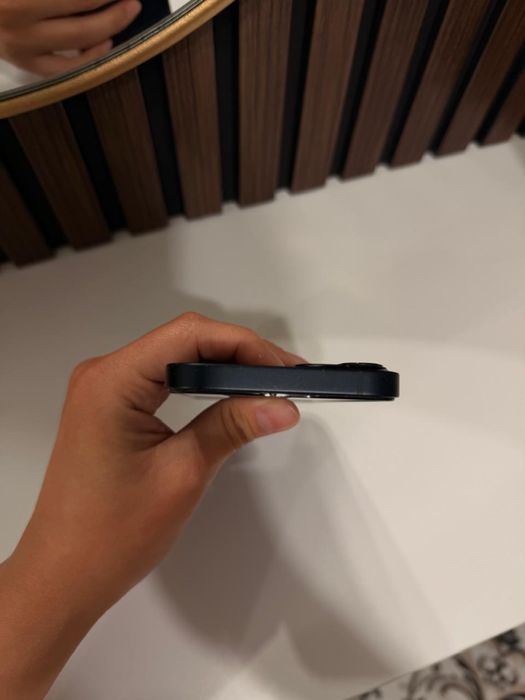 Продам айфон 13 128gb