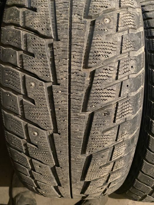 Шины  на  20 265/50