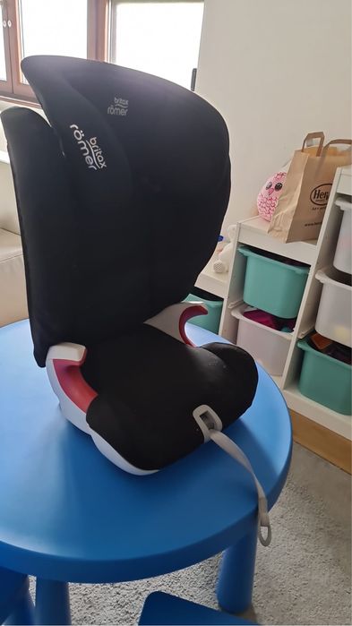 Scaun auto Cosmos Black Britax Römer Izofix 15-36 kg