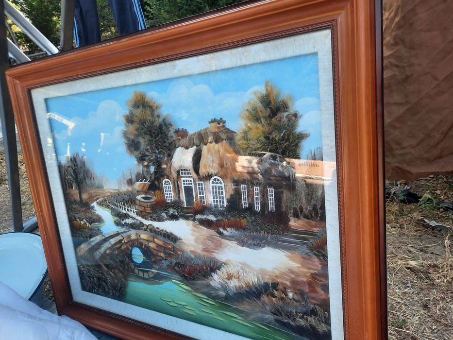 Продаётся картина из перьевая.