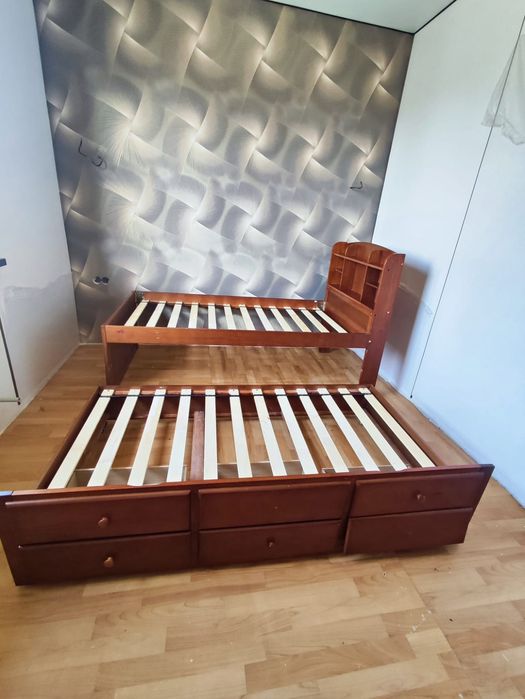 1 адамдық төсек сатамын