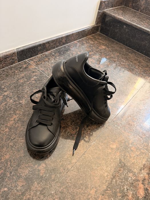 Alexander McQUEEN