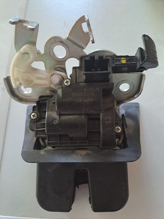 De vânzare! Incuietoare portbagaj skoda octavia 3 break din 2015 !