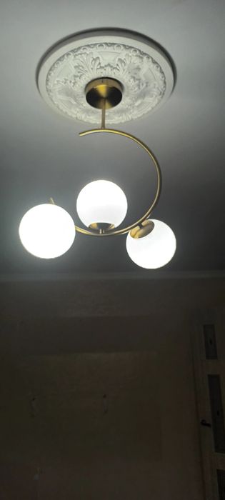 Продам люстры б/у
