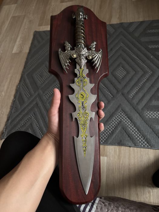 Сувинир мечь торг есть