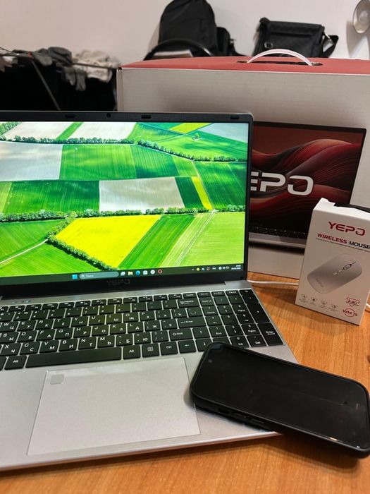 Ноутбук Yepo с гарантиейя