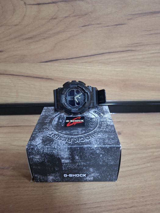 Часовник Casio G-SHOCK GA-B2100