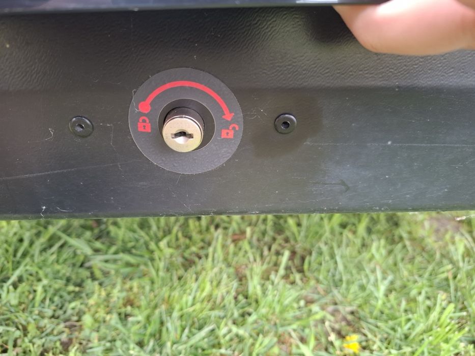 Автобокс кутия багаж Modula Ciao 340 л с греди Hakr