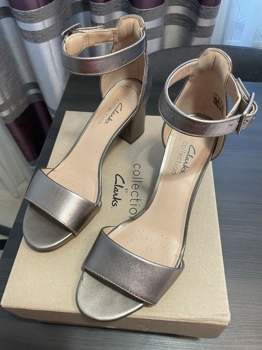 Sandale piele naturala argintie Clarks