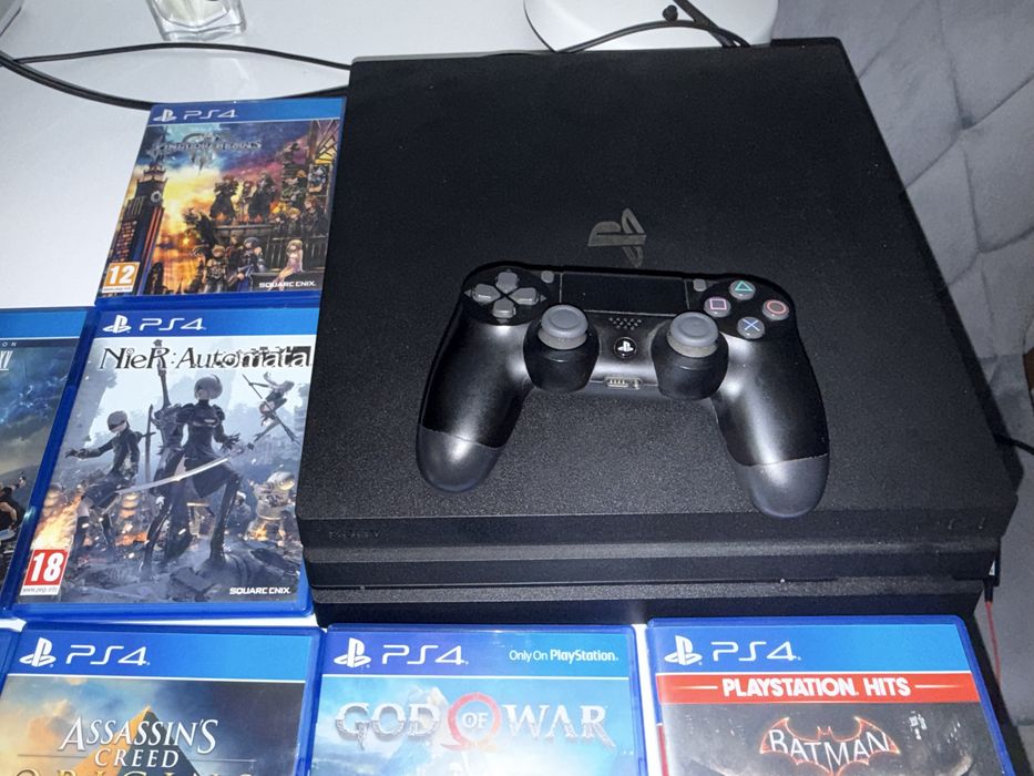 Playstation 4 pro 1TB in stare ideala
