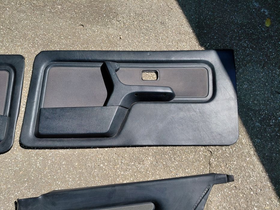 Fete usi bmw e30 ursulet