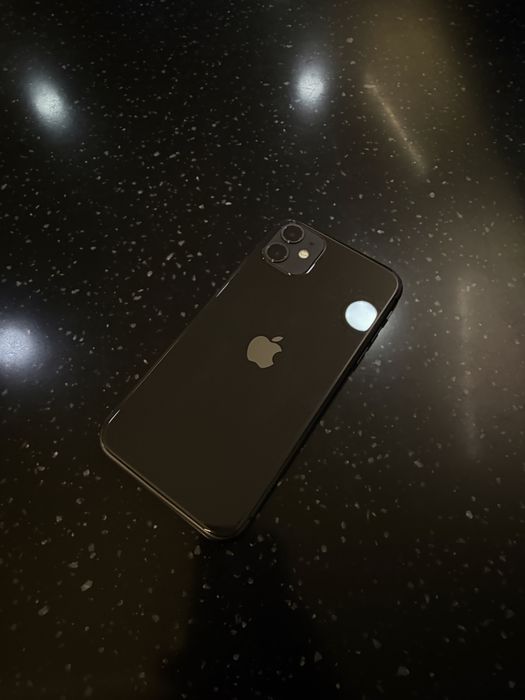 Обменяю Iphone 11