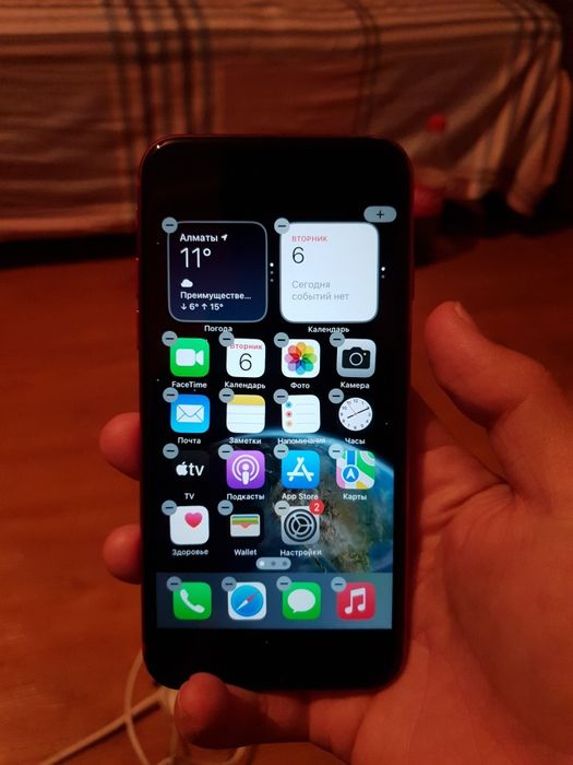 Iphone SE gen 2 продается