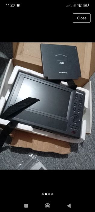 • Sistem DVD Auto Portabil cu 2 Ecrane Lenco MES-220 (sau Lenco MES-210)