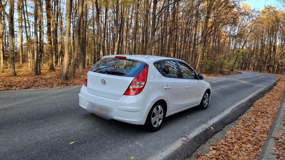 HYUNDAI i30 2009 — imagine 4