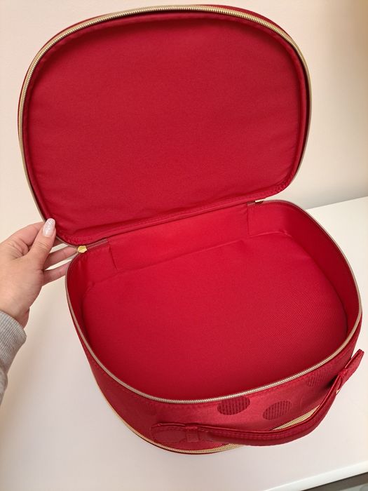 Estee Lauder Make up set cu geanta cosmetice