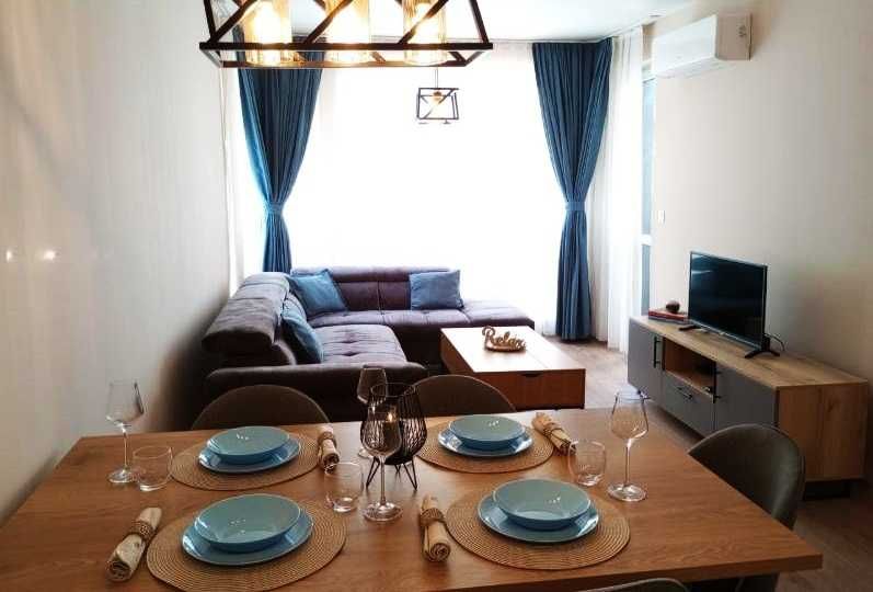 Дава се под наем Двустаен апартамент в София, Изток - 83 кв.м за 750 € - Снимка #1