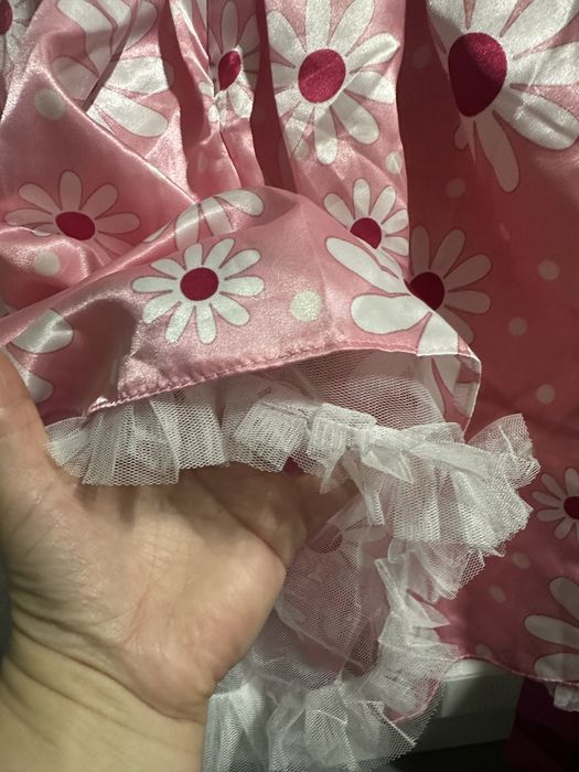 Нарядное платье на девочку 3-4 года