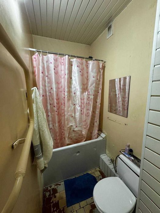 Продается квартира. Юнусабад 7 квартал 1\2\4 КОРЗИНКА