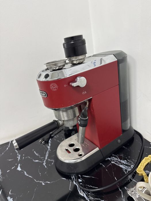 Кофемашина Delonghi