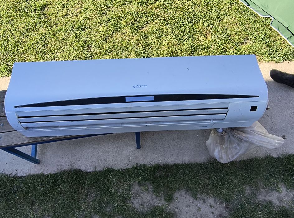 Aer condiționat Everest 24000 inverter