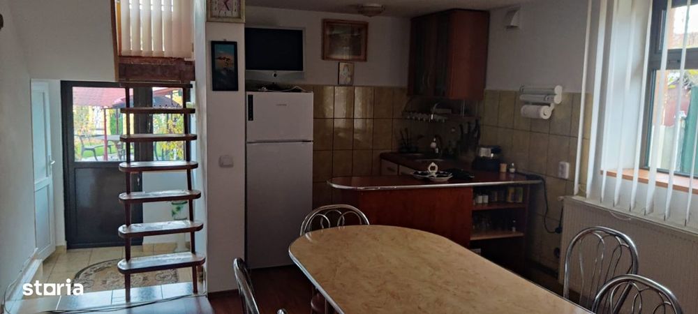Casa + curte | Campulung Muscel | Central | 5 camere | teren 235 mp
