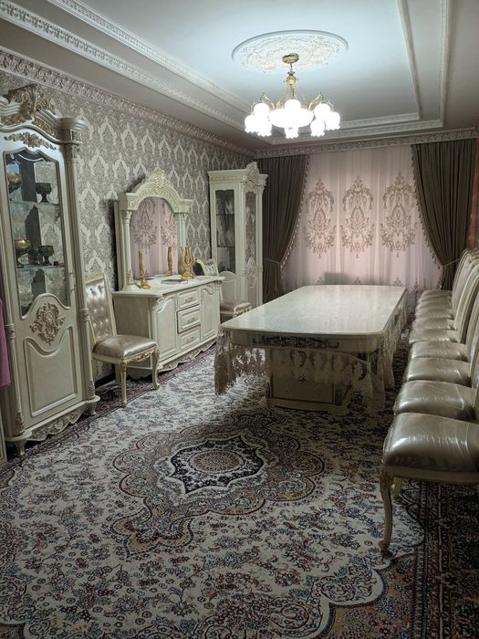 Srochna Hovli sotiladi Oltintepa meblnida fayzli honadonimiz sotuvda