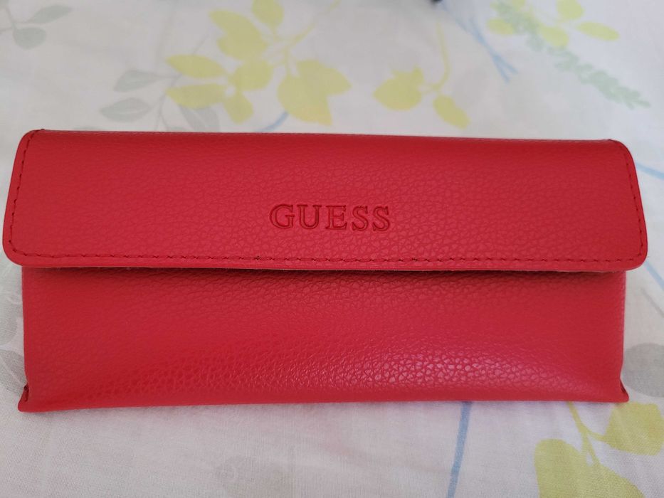 Дамски очила Guess