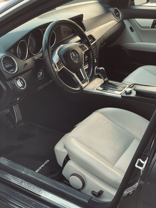 Mercedes-Benz C 250 AMG Line