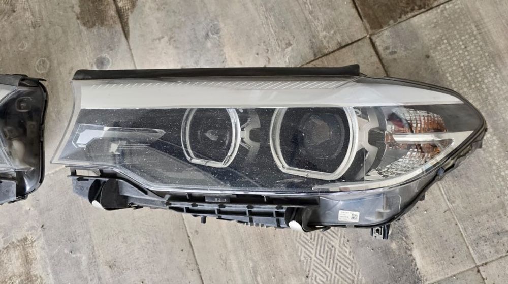 Предна Задна броня Прагове Фарове BMW G30 Стопове